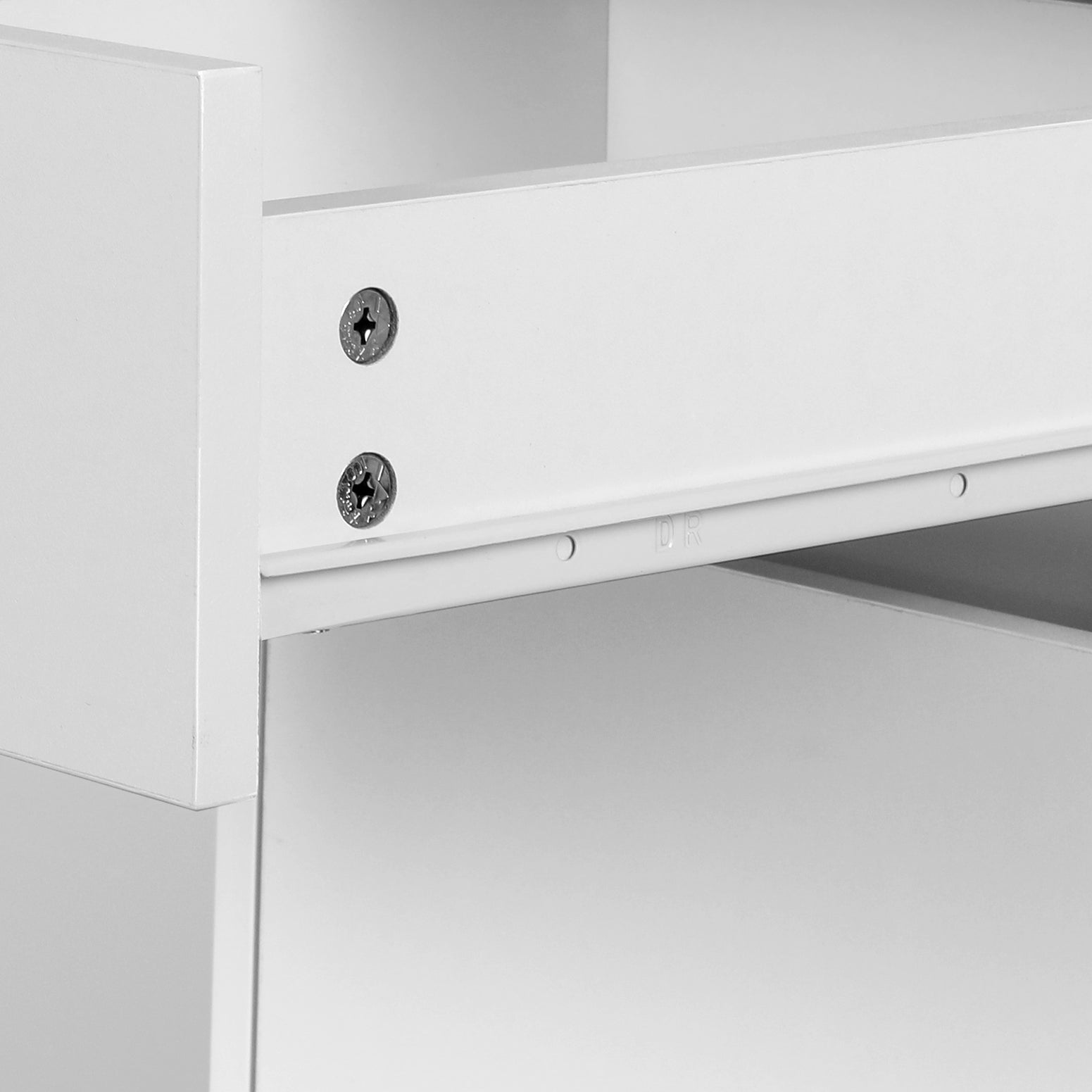 Studio Compact Workstation — White